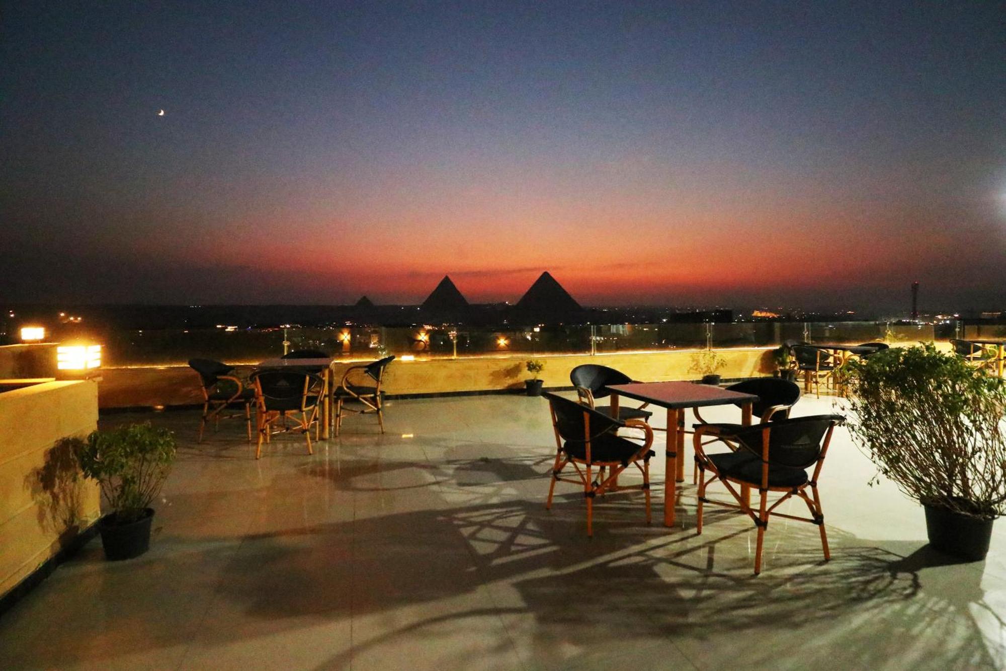 Pyramids Skyline Hotel Cairo Kafret el-Gabal Extérieur photo